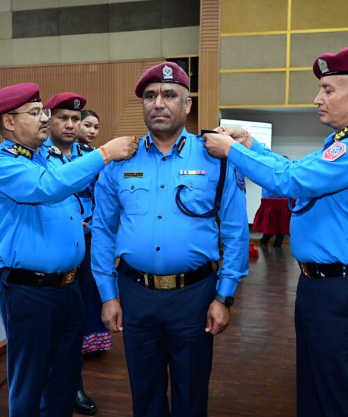 ३५ जना प्रहरी अधिकृतहरू दर्ज्यानी चिन्हद्वारा सुशोभित