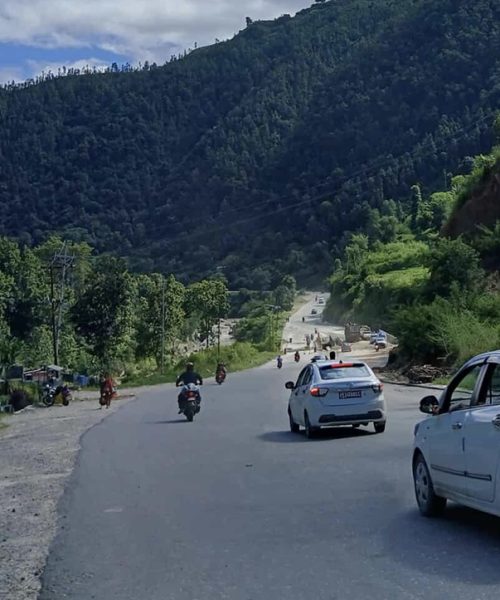 मुग्लिन सडक र पृथ्वी राजमार्गमा आज बिहान ६ बजेबाट यातायात सेवा पूर्ववत् सञ्चालनमा