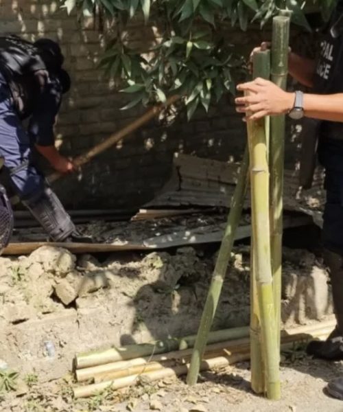 गुण्डा नाइके दावा, सगुन, झिगे समूहले ठूलाे तयारी गरेका बेला कांग्रेस कार्यालयबाट ठूलाे संख्यामा लठ्ठी बरामद