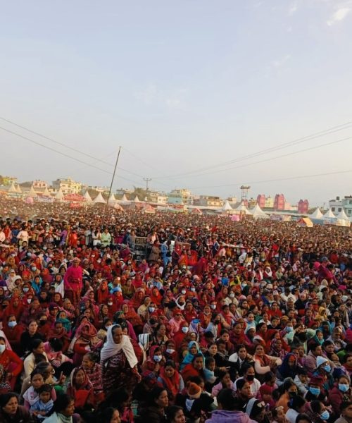 तुलसीपुर महोत्सवमा हराएका ८० जना बालबालिकालाई आयोजकले लगायो आफन्तको जिम्मा